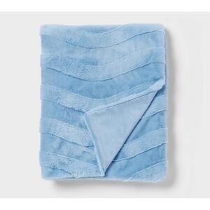 Blue Wave Kids' Plush Throw Blanket - Pillowfort™ NWOT